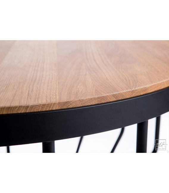 drewniany stolik